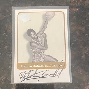 Nate Archibald Vintage 2001 Fleer Basketball Card - Autographed HOF